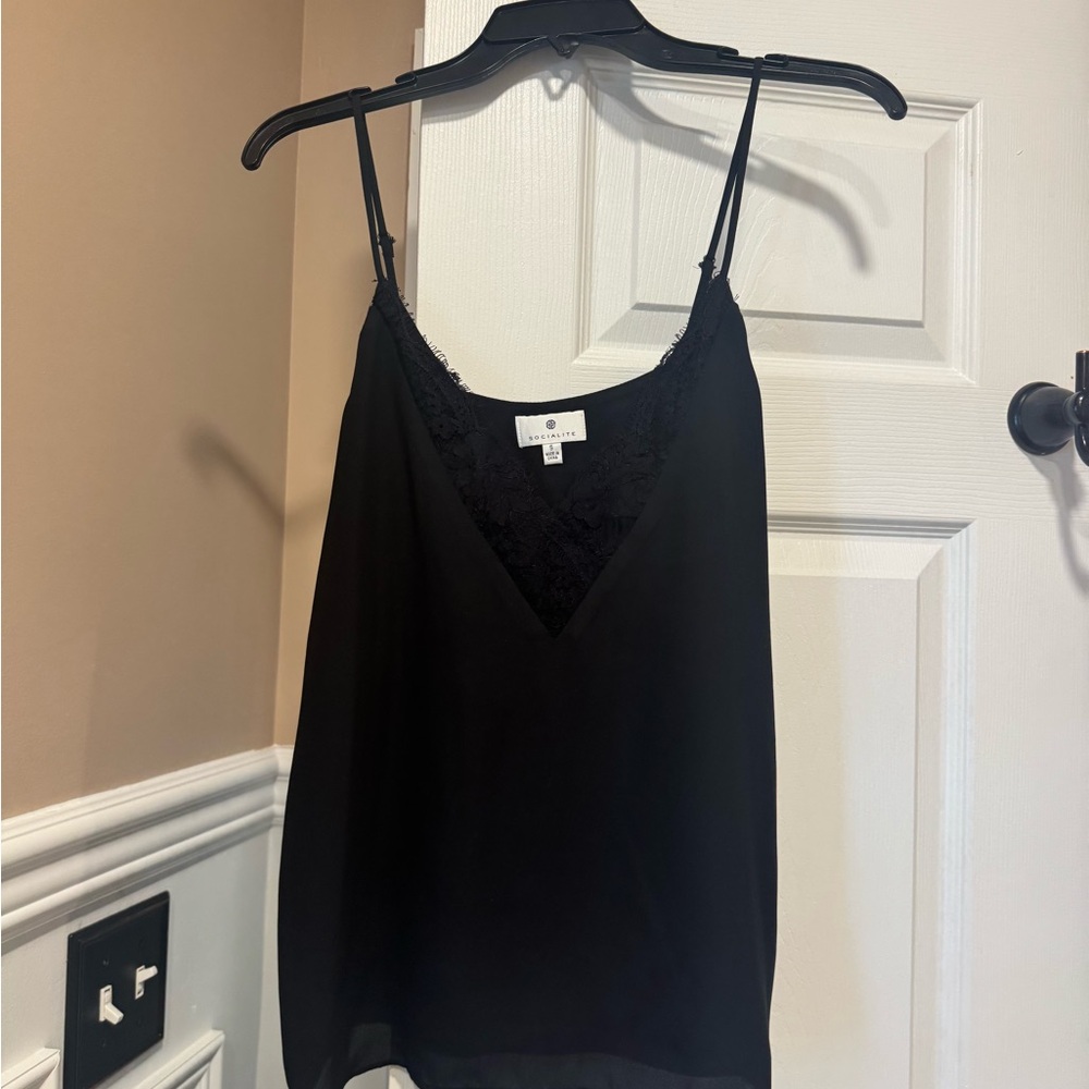 Socialite Black Lace Cami Top -size small